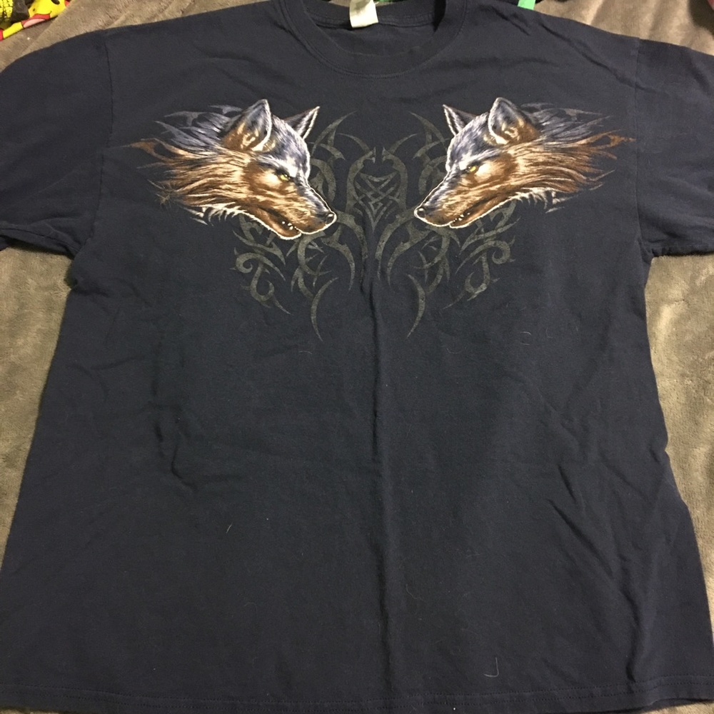 Men’s wolf shirt